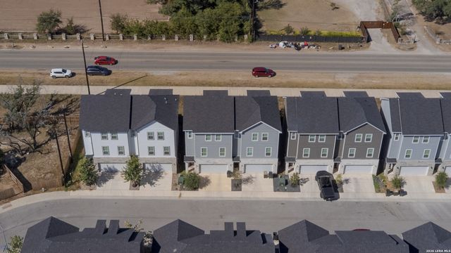 21419 Sir Walter Ln, San Antonio, TX 78256