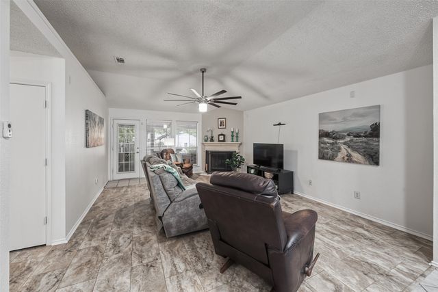 334 Dalhart Drive, Weatherford, TX 76086