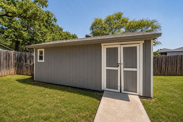 334 Dalhart Drive, Weatherford, TX 76086