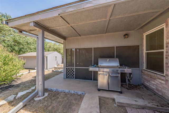 334 Dalhart Drive, Weatherford, TX 76086