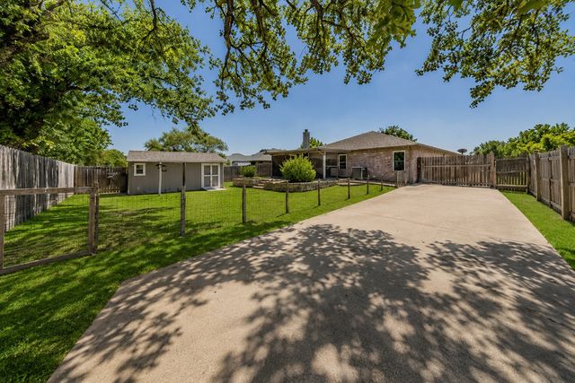 334 Dalhart Drive, Weatherford, TX 76086