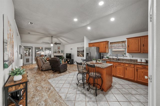 334 Dalhart Drive, Weatherford, TX 76086