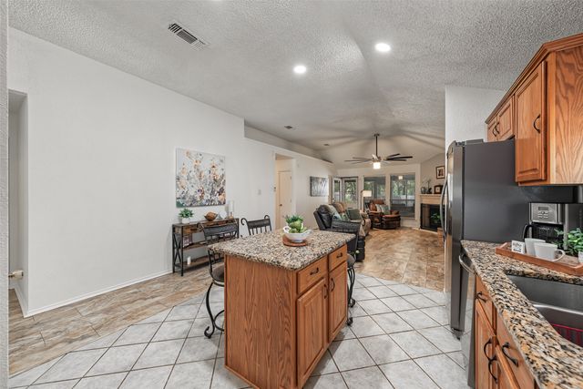 334 Dalhart Drive, Weatherford, TX 76086