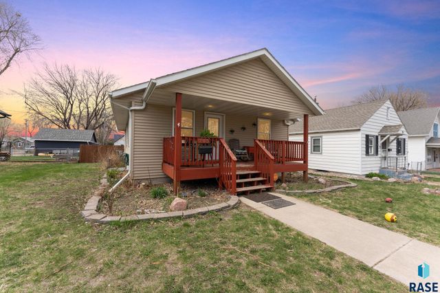 703 N Van Eps Ave, Sioux Falls, SD 57103
