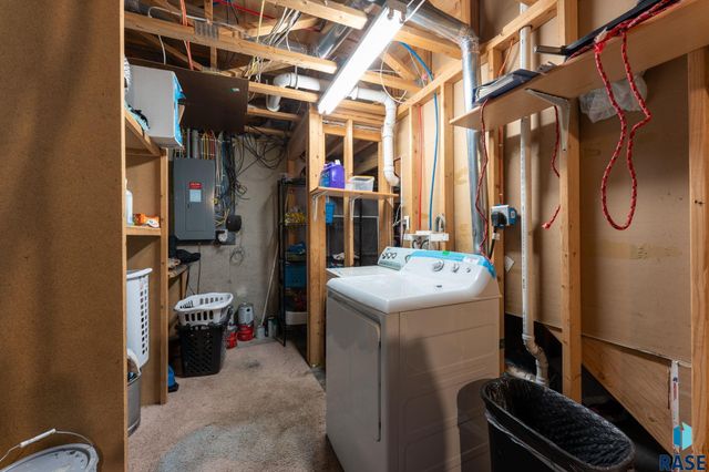 703 N Van Eps Ave, Sioux Falls, SD 57103