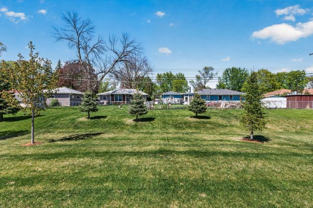 6786 91st Street S, Cottage Grove, MN 55016