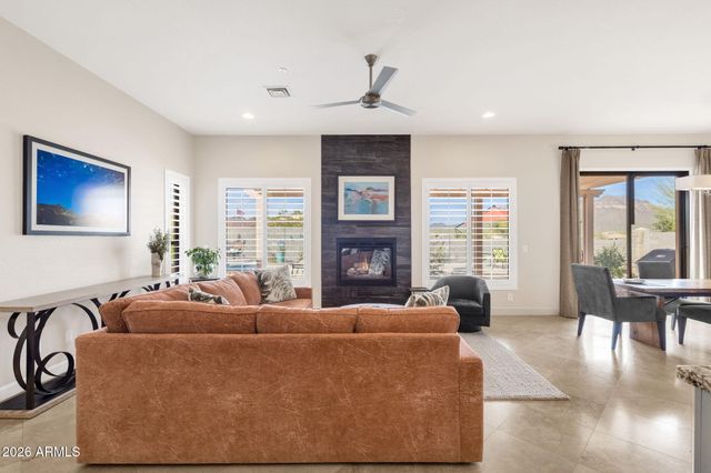 9718 E INGLEWOOD Circle, Mesa, AZ 85207