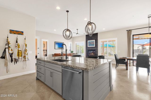 9718 E INGLEWOOD Circle, Mesa, AZ 85207