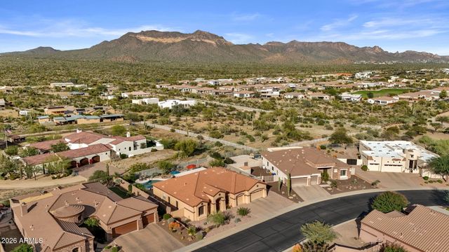 9718 E INGLEWOOD Circle, Mesa, AZ 85207