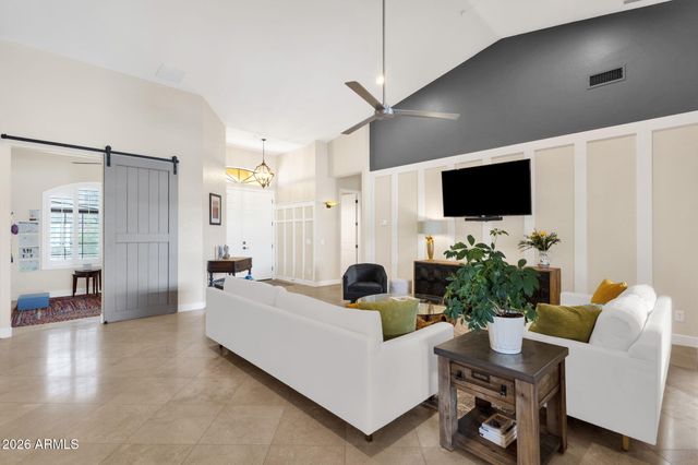 9718 E INGLEWOOD Circle, Mesa, AZ 85207