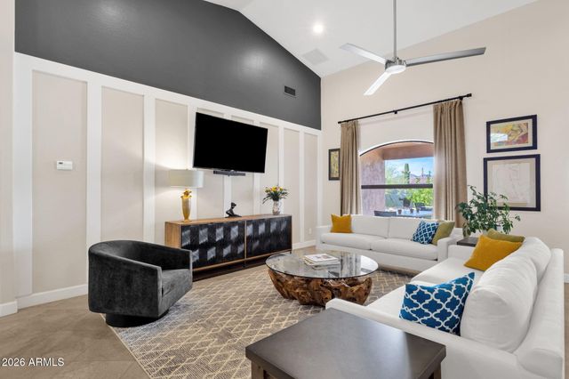 9718 E INGLEWOOD Circle, Mesa, AZ 85207