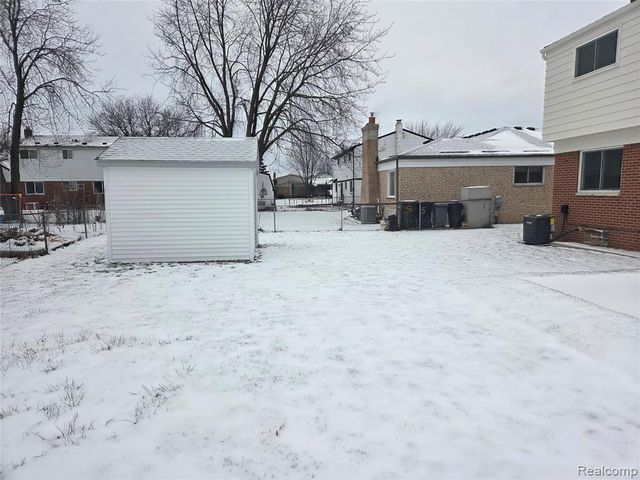 36117 Del Ray Drive, Sterling Heights, MI 48310