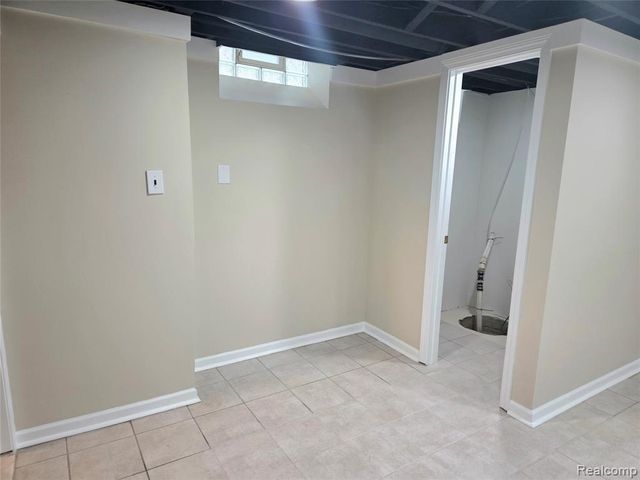 36117 Del Ray Drive, Sterling Heights, MI 48310