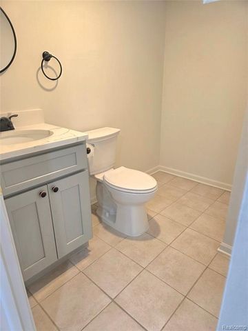 36117 Del Ray Drive, Sterling Heights, MI 48310