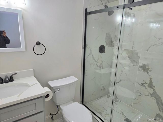 36117 Del Ray Drive, Sterling Heights, MI 48310