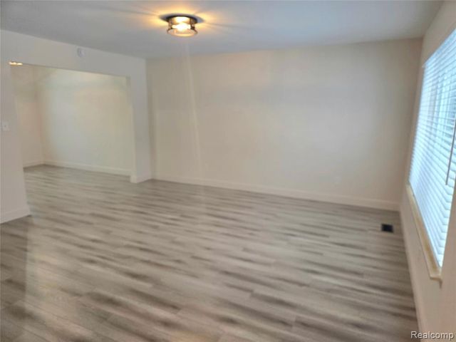 36117 Del Ray Drive, Sterling Heights, MI 48310