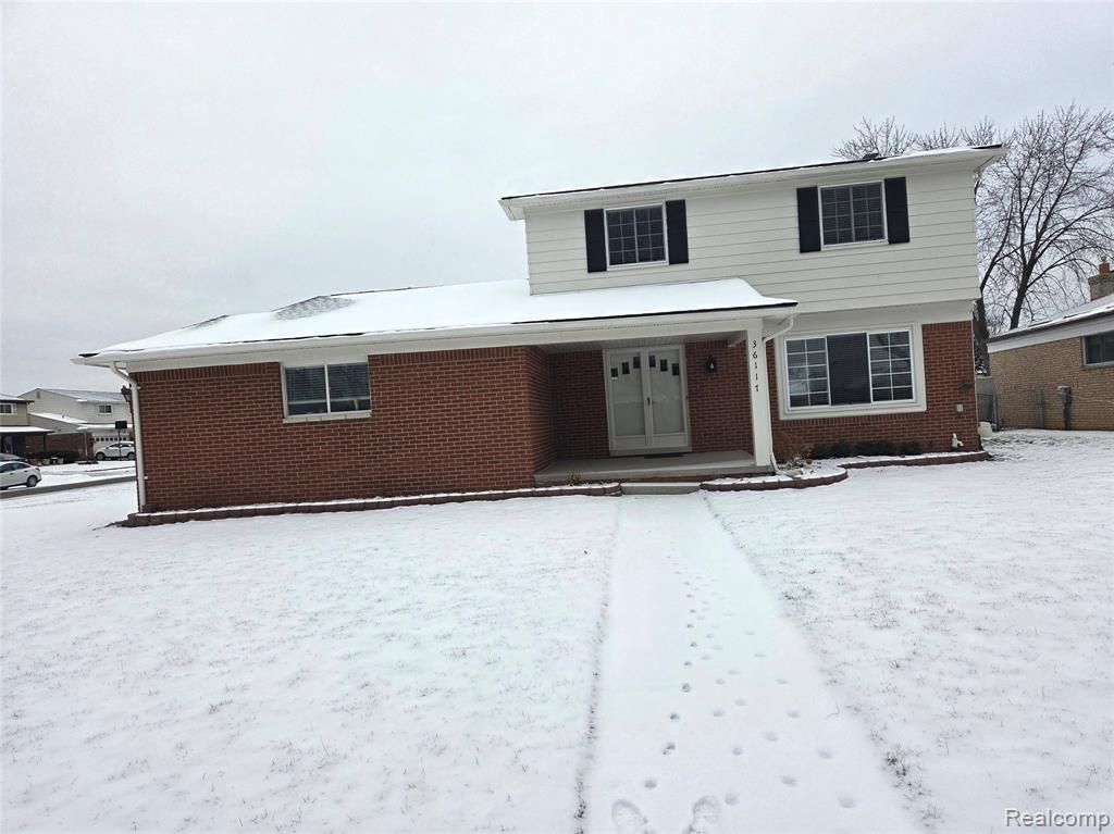 36117 Del Ray Drive, Sterling Heights, MI 48310