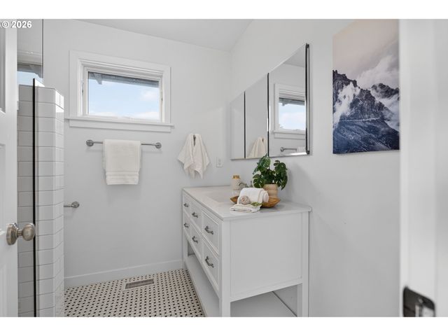 603 Se 48TH Ave, Portland, OR 97215