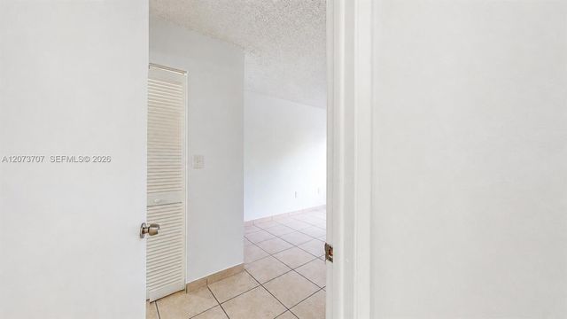 15600 SW 80th Street L-202, Miami, FL 33193