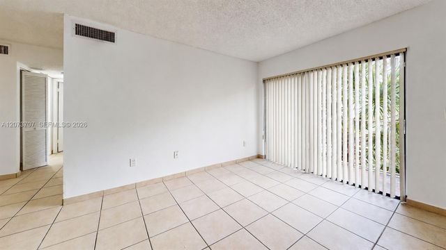 15600 SW 80th Street L-202, Miami, FL 33193