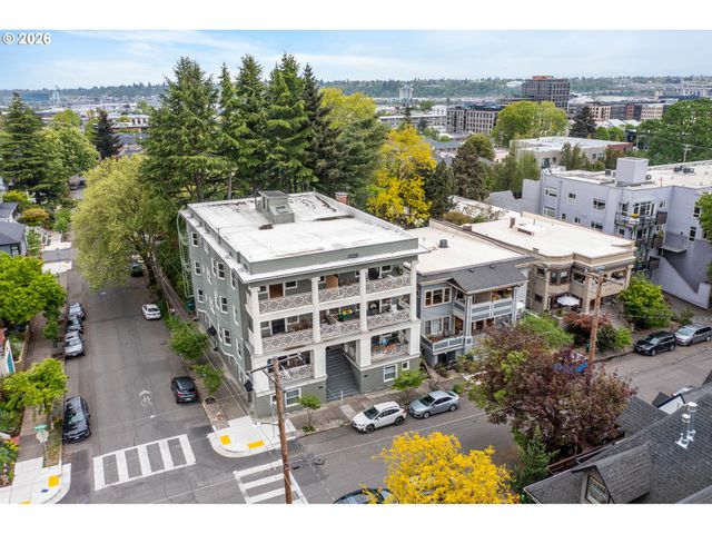 2387 Nw NORTHRUP St 9, Portland, OR 97210