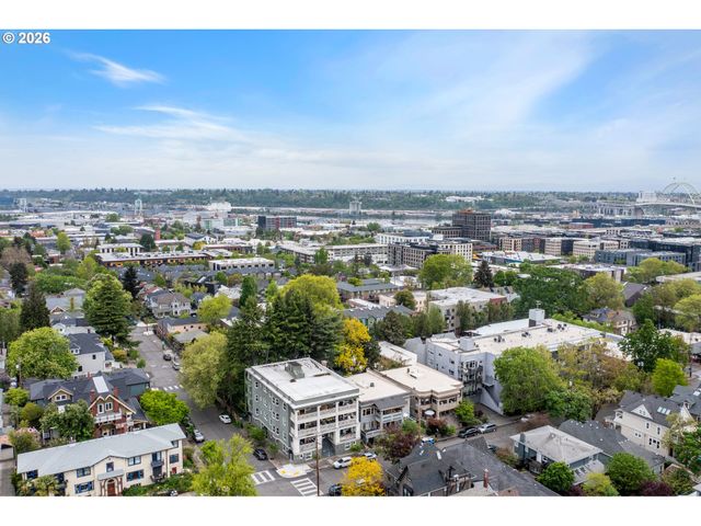 2387 Nw NORTHRUP St 9, Portland, OR 97210