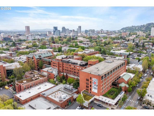 2387 Nw NORTHRUP St 9, Portland, OR 97210