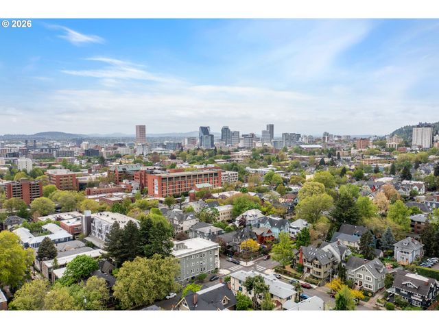 2387 Nw NORTHRUP St 9, Portland, OR 97210