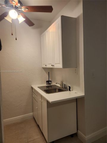 10830 SW 167th St B, Miami, FL 33157
