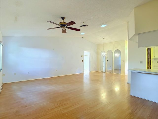 7622 CLOVIS COURT, New Port Richey, FL 34653