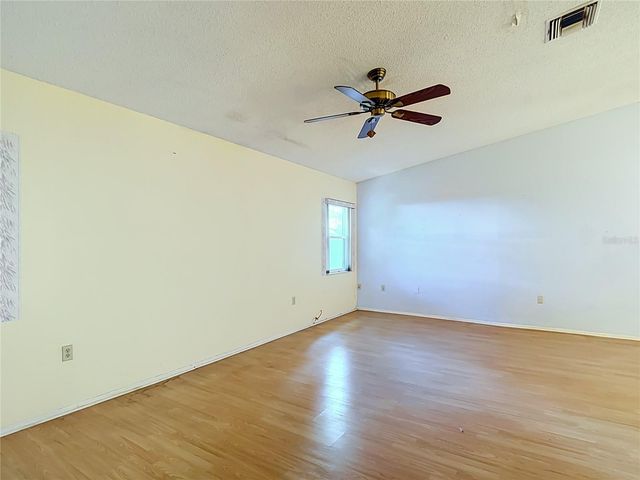 7622 CLOVIS COURT, New Port Richey, FL 34653