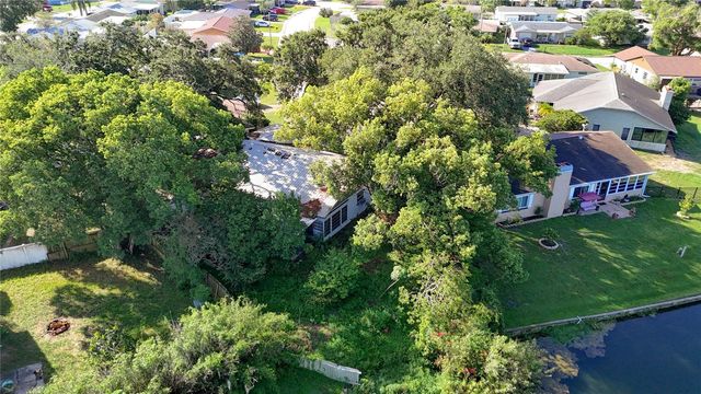 7622 CLOVIS COURT, New Port Richey, FL 34653