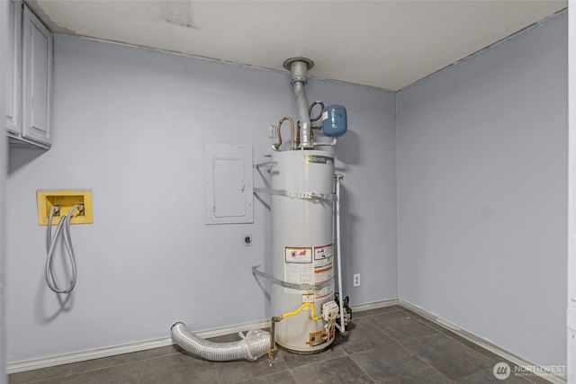 833 E Marine View Drive, Everett, WA 98201