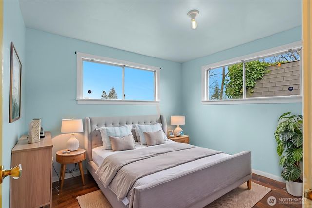 833 E Marine View Drive, Everett, WA 98201