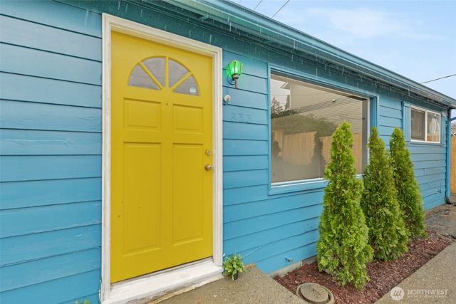 833 E Marine View Drive, Everett, WA 98201