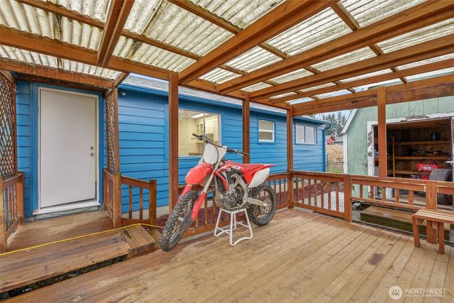 833 E Marine View Drive, Everett, WA 98201