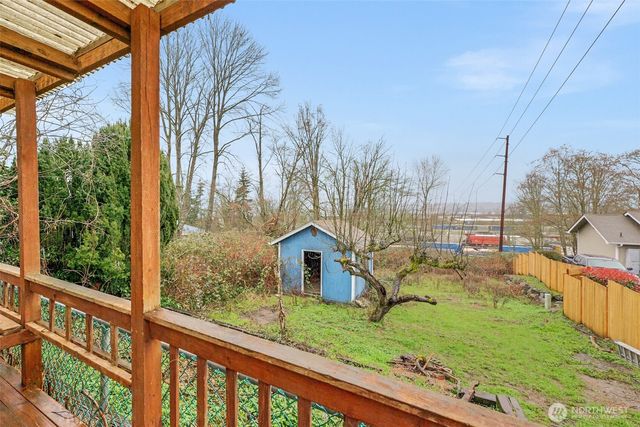 833 E Marine View Drive, Everett, WA 98201