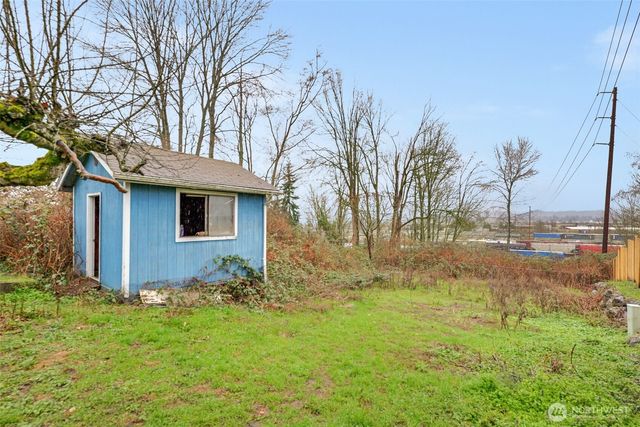 833 E Marine View Drive, Everett, WA 98201