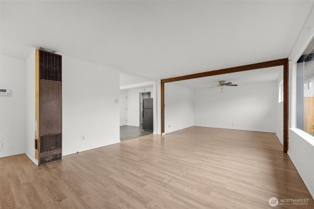 833 E Marine View Drive, Everett, WA 98201