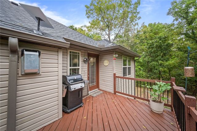 16 Rhonda Lane, Bella Vista, AR 72715