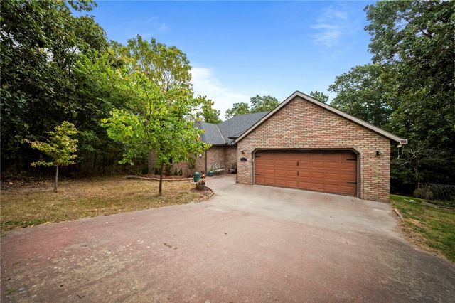 16 Rhonda Lane, Bella Vista, AR 72715