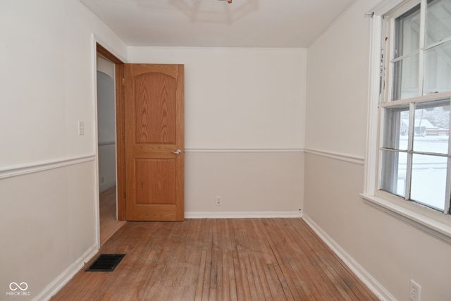 977 S Morgantown Road, Greenwood, IN 46143