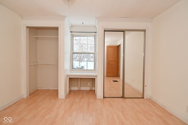 977 S Morgantown Road, Greenwood, IN 46143