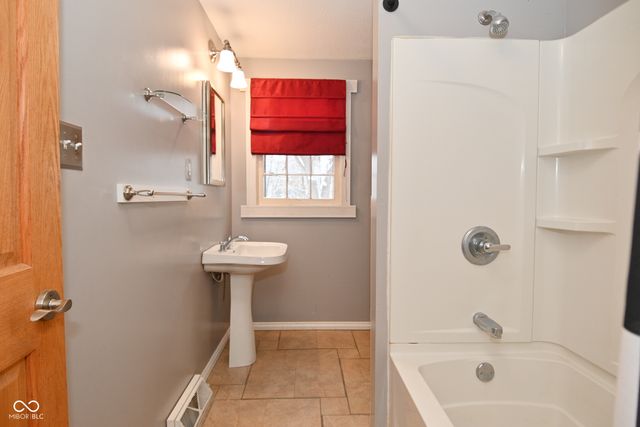 977 S Morgantown Road, Greenwood, IN 46143