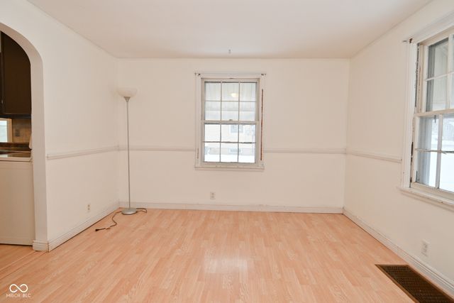 977 S Morgantown Road, Greenwood, IN 46143