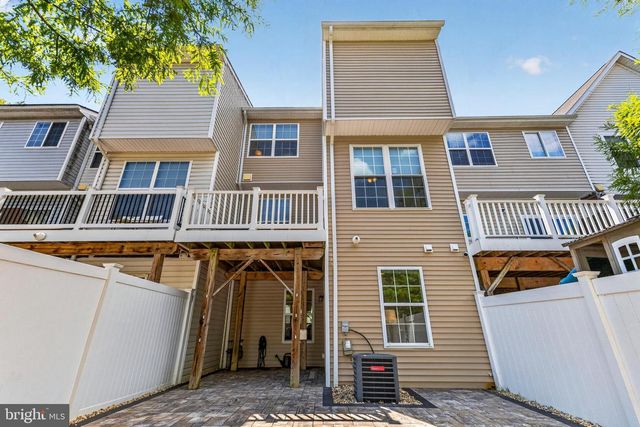 7 THOMASSON CT, Capitol Heights, MD 20743
