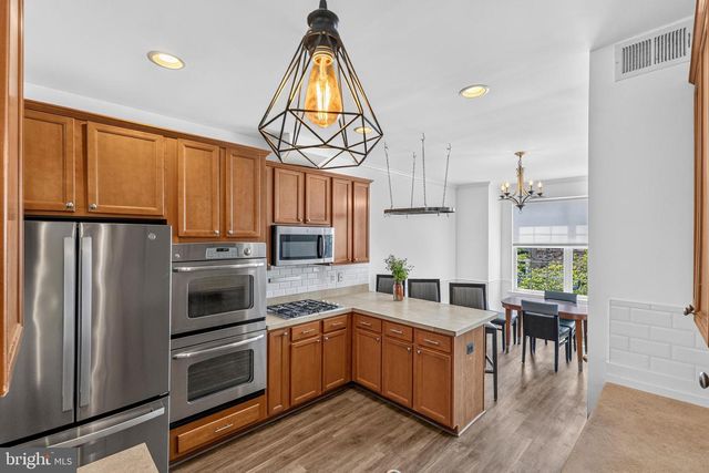 7 THOMASSON CT, Capitol Heights, MD 20743