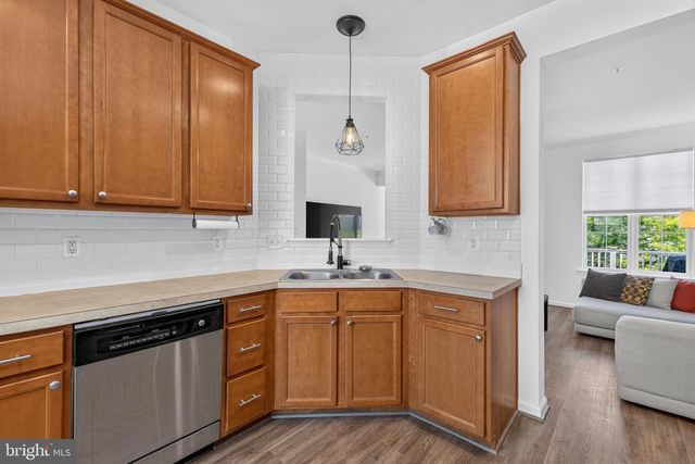 7 THOMASSON CT, Capitol Heights, MD 20743