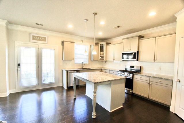 706 Troutdale Lane, Simpsonville, SC 29680