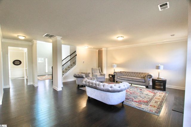 706 Troutdale Lane, Simpsonville, SC 29680